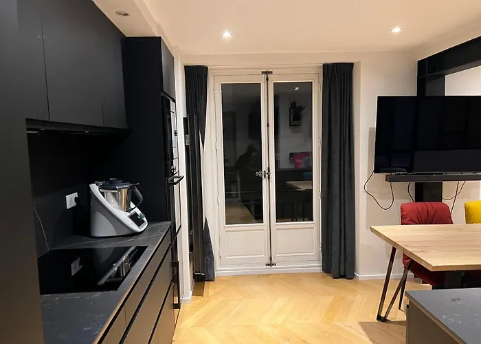 Nantes Hyper Centre - Decre Bouffay - Rue Pietonne